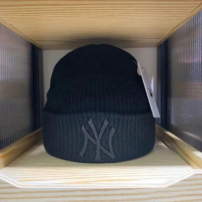 New Era NY Black Bea