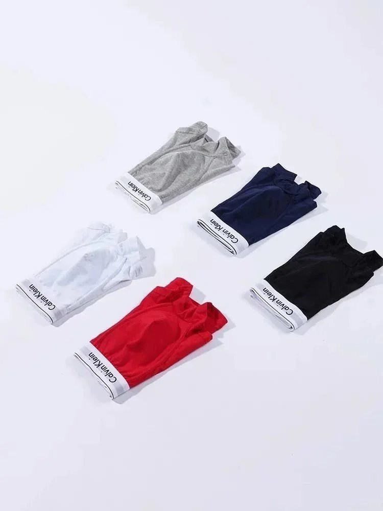 Calvin Klein Black U