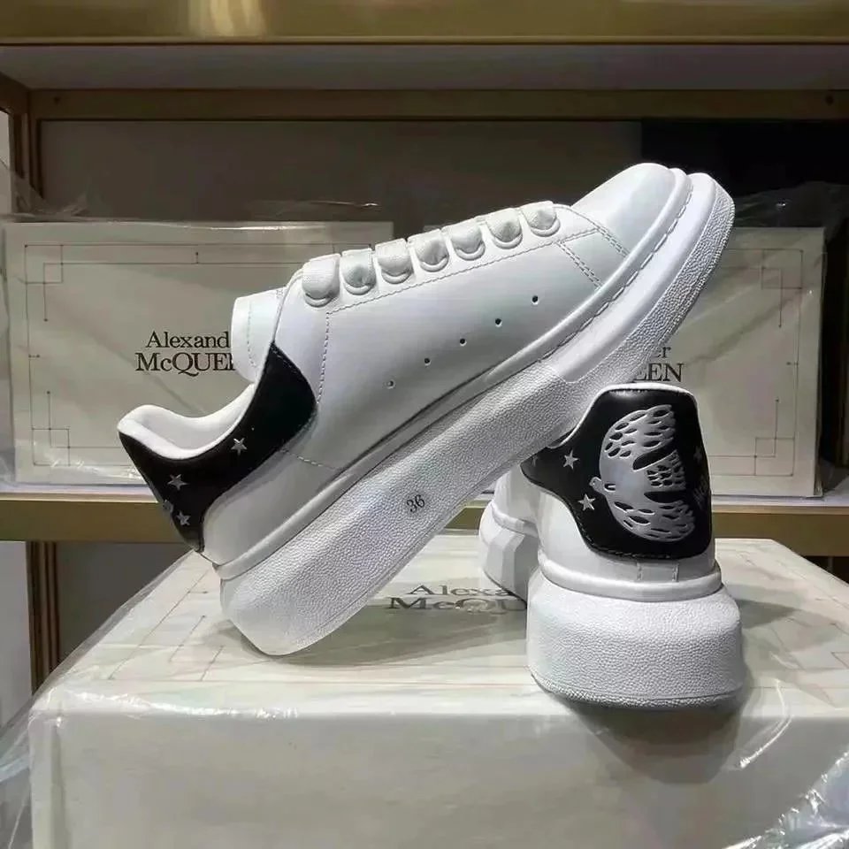 Alexander McQueen Wh