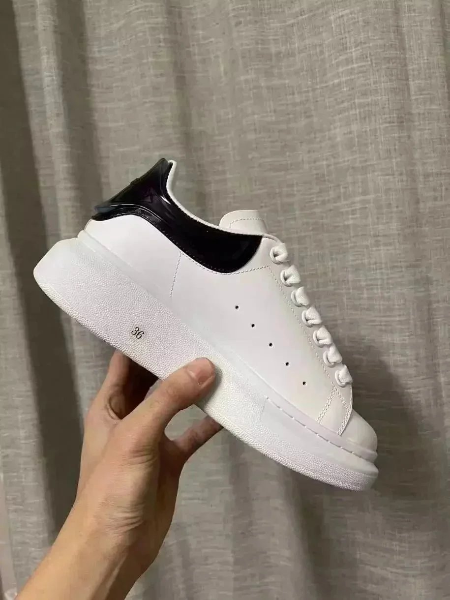 Alexander McQueen Wh