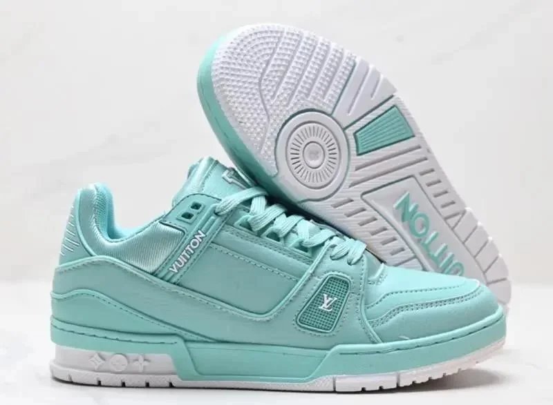 Louis Vuitton Mint S