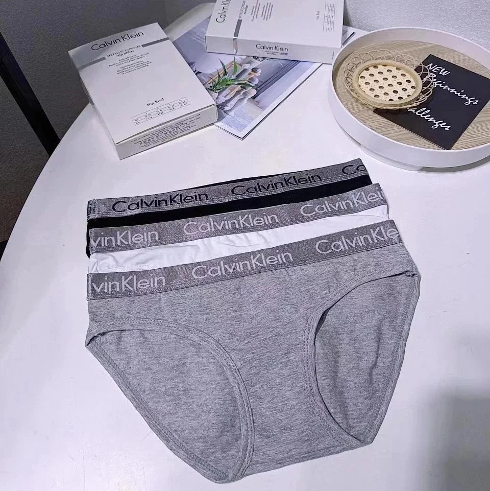 Calvin Klein Gray Un