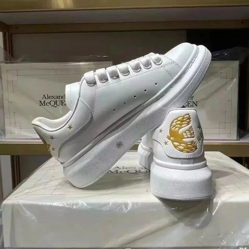 Alexander McQueen Wh