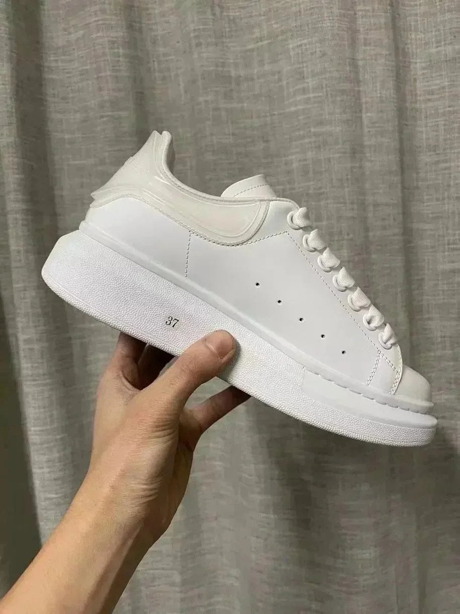 Alexander McQueen Wh