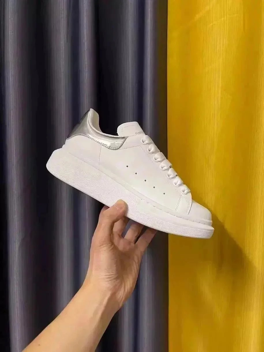 Alexander McQueen Wh