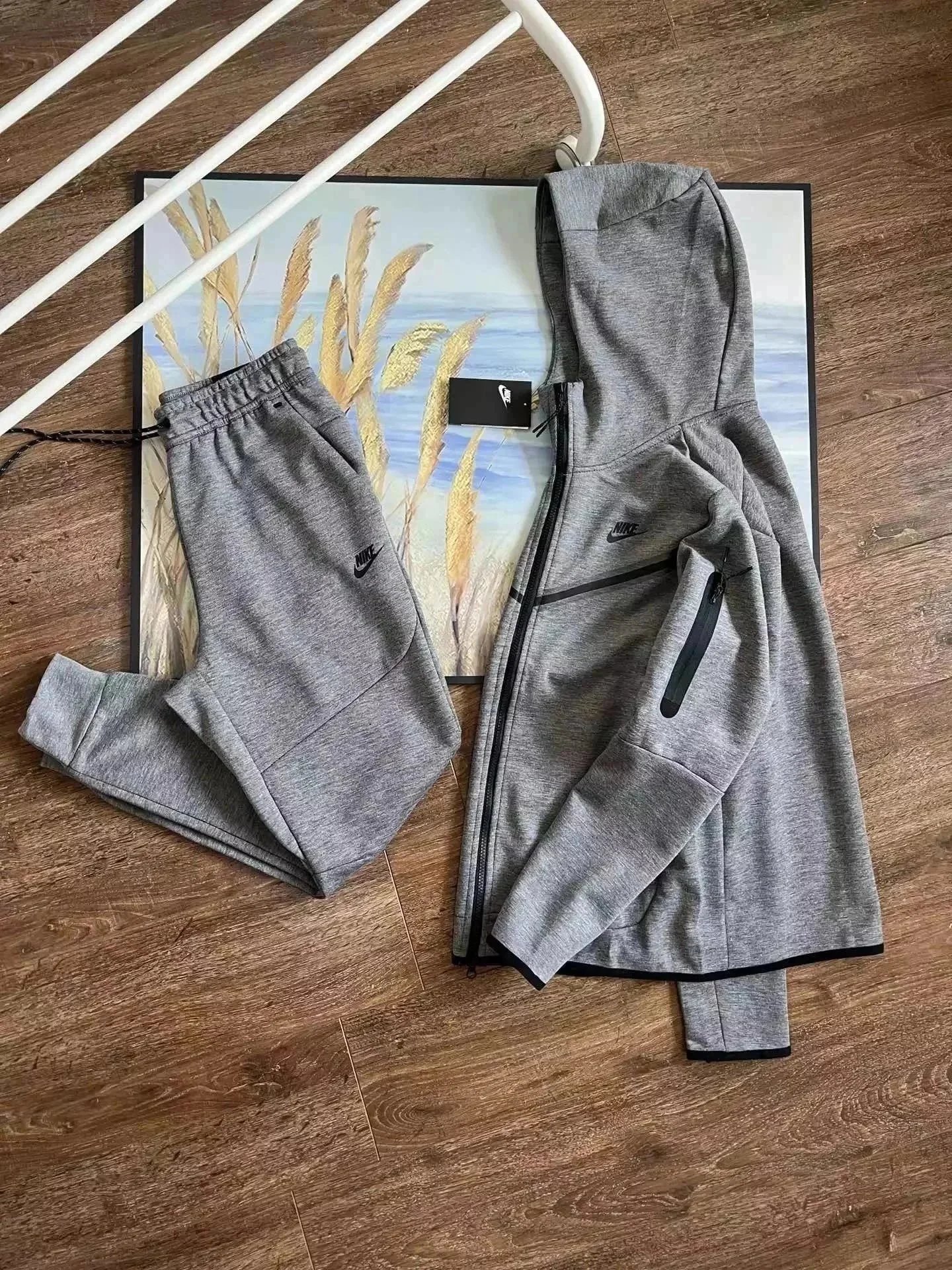 Nike Tech Fleece Gra