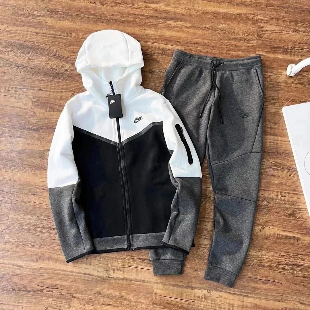 Nike Tech Fleece Whi