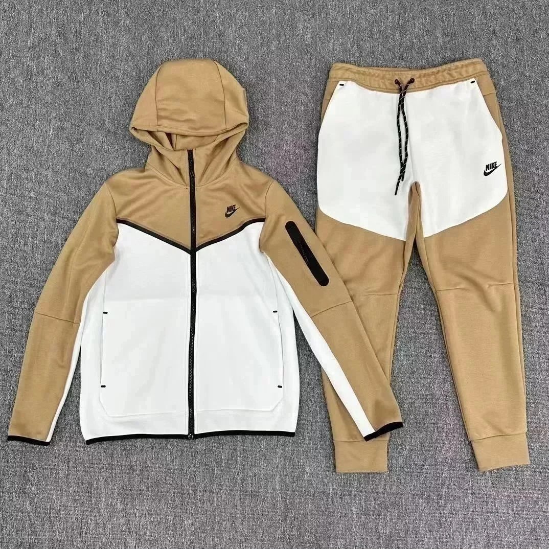 Nike Tech Fleece Bei