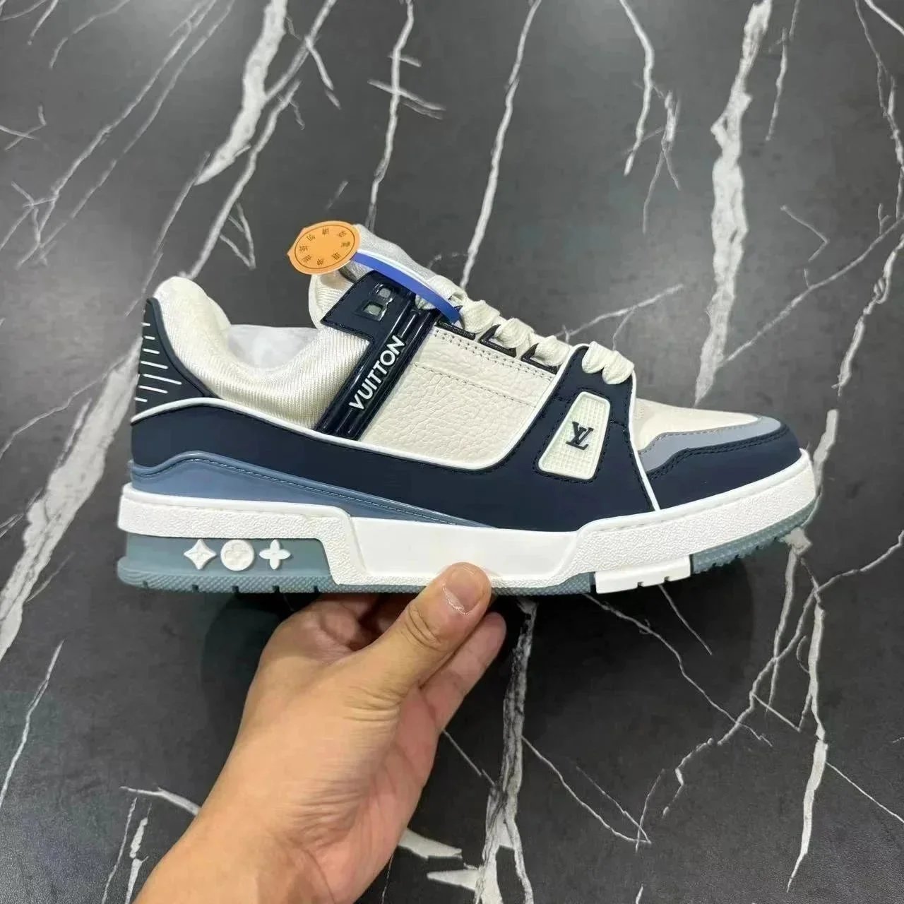 Louis Vuitton Sneake