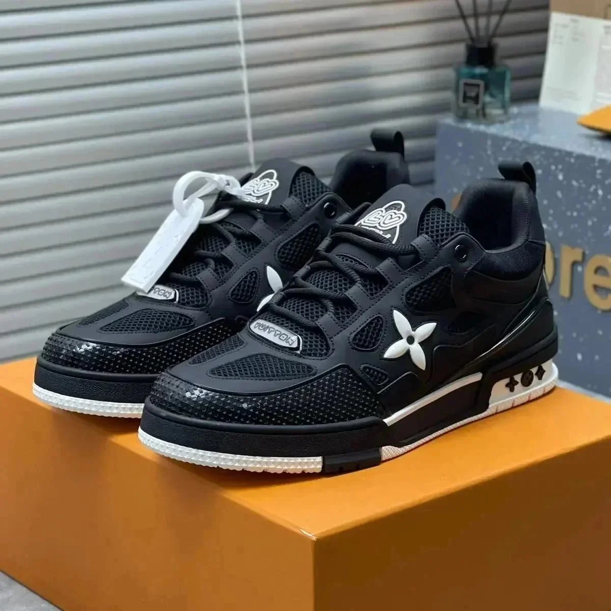 Louis Vuitton Black 