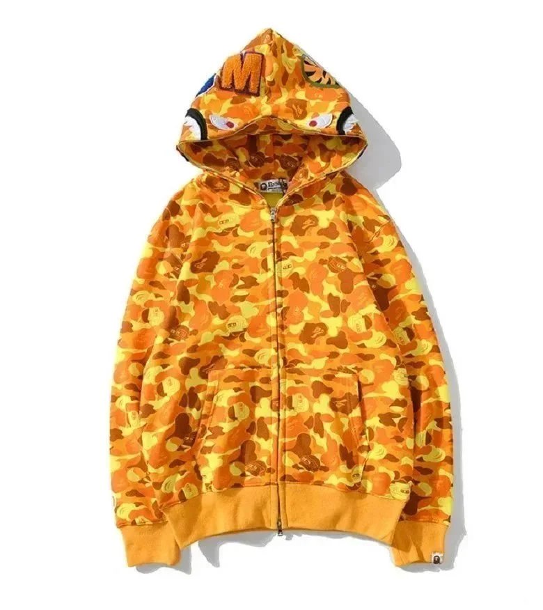 A BATHING APE Orange