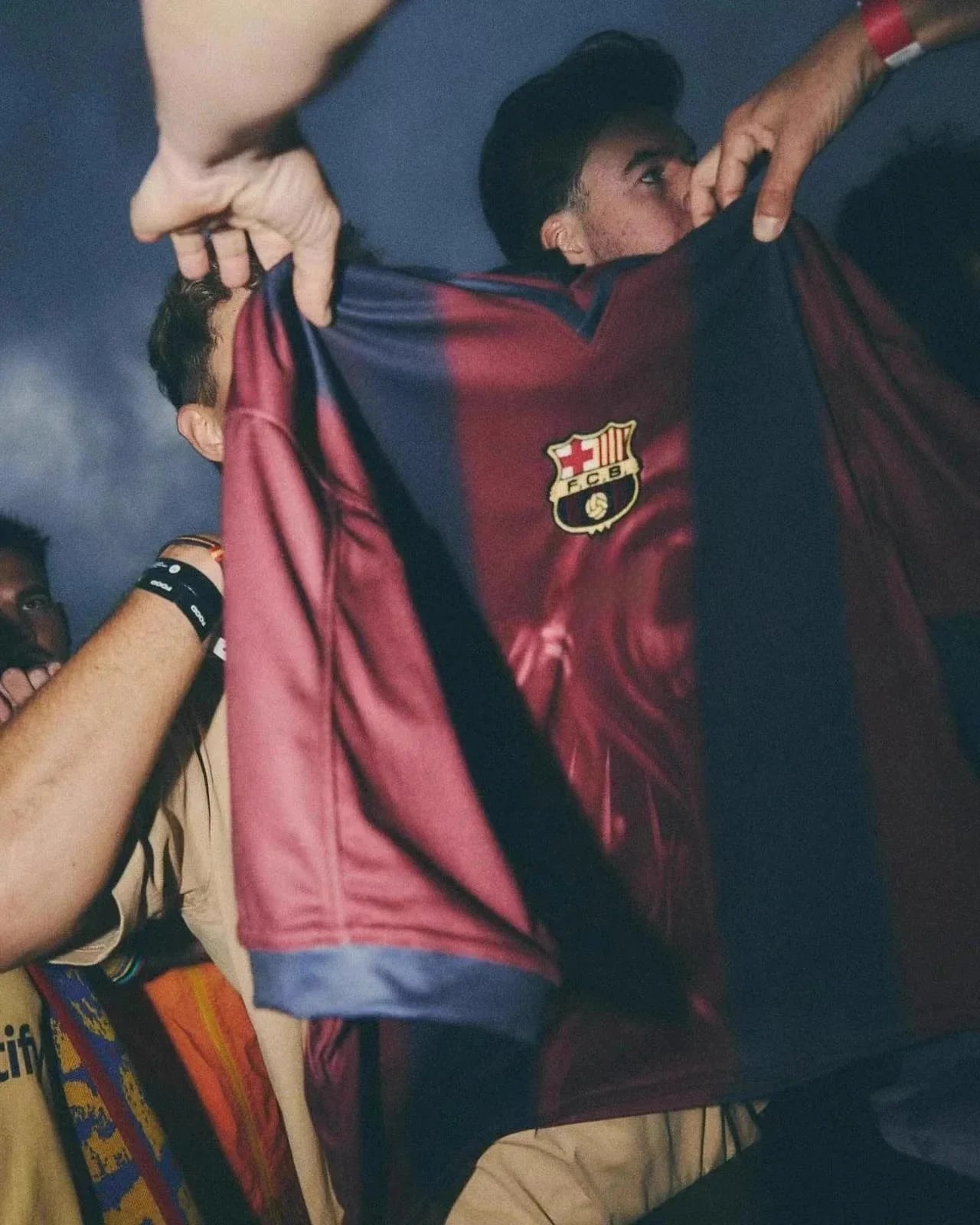B672 Football Shirt photo 5