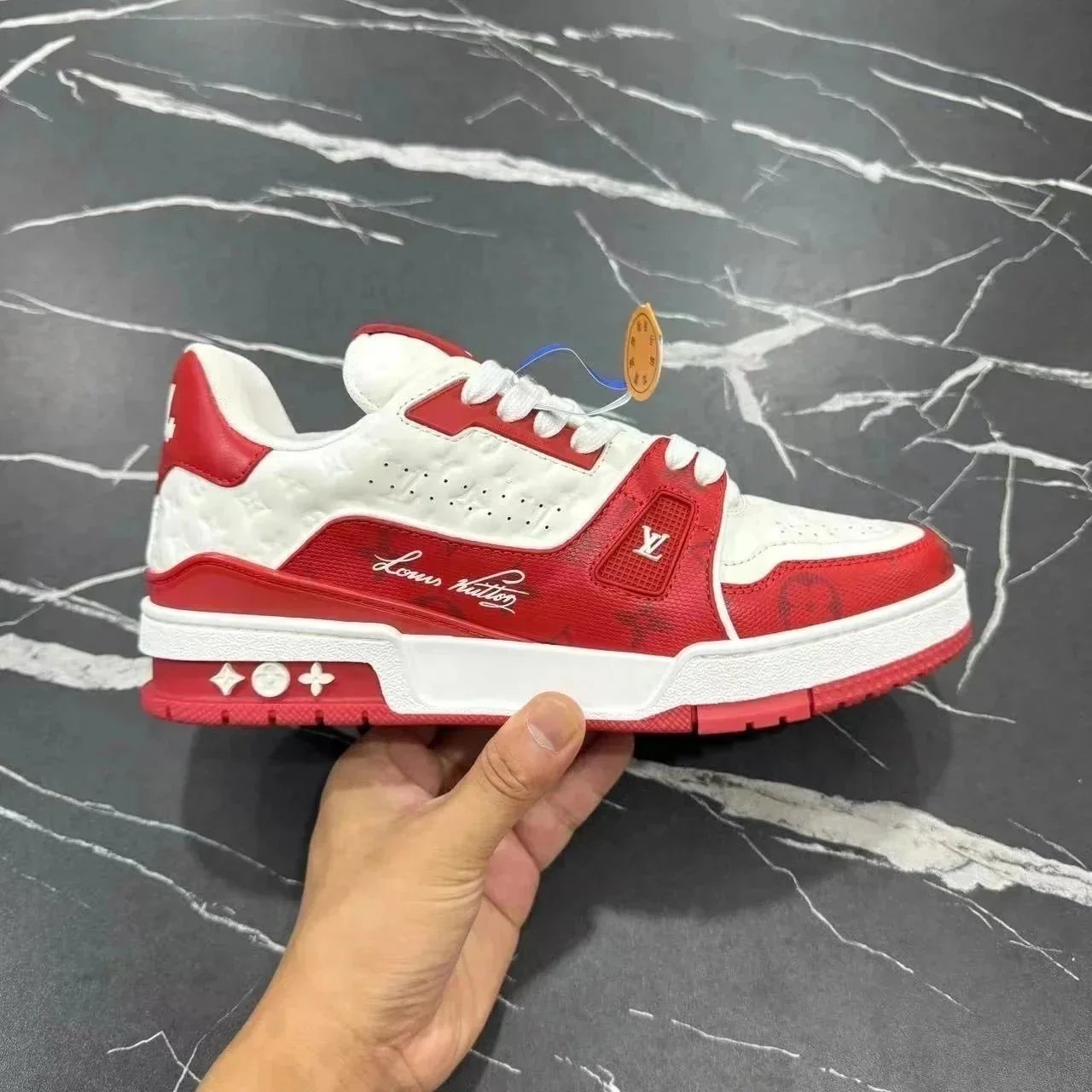 Louis Vuitton Red/Wh
