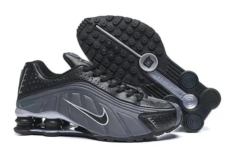 Nike Shox R4 Black S