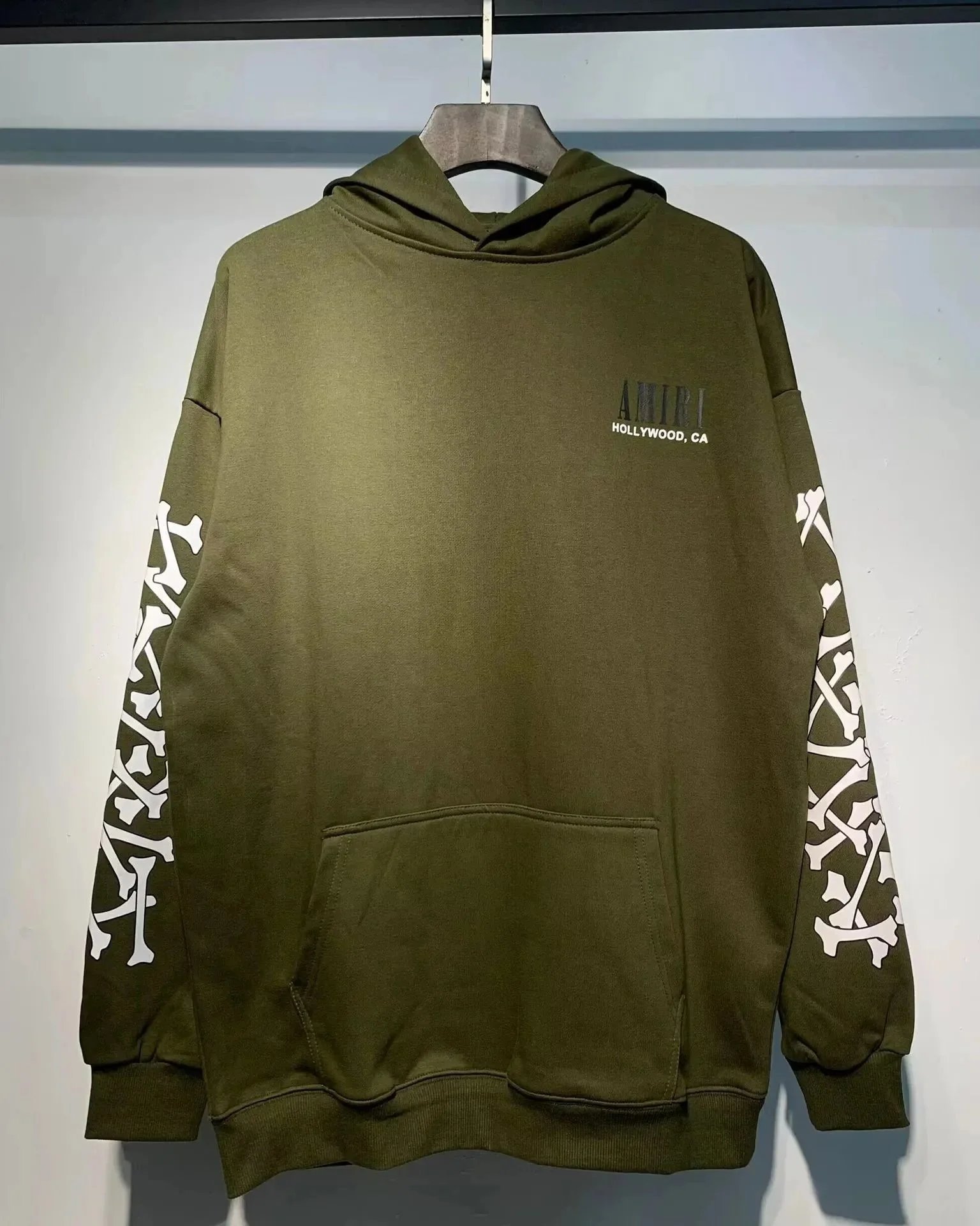 Amiri Hollywood CA O