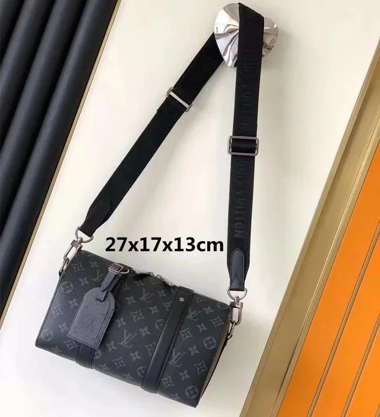 Louis Vuitton Black 