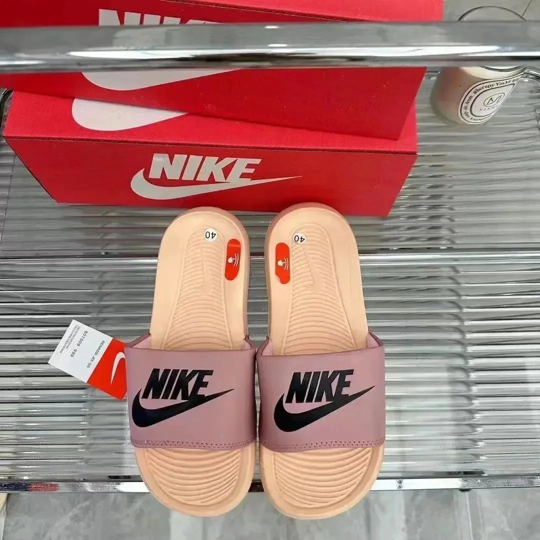 Nike Victura Dusty R