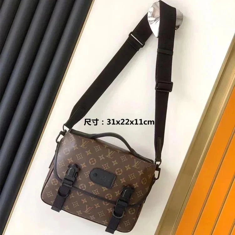 Louis Vuitton Monogr