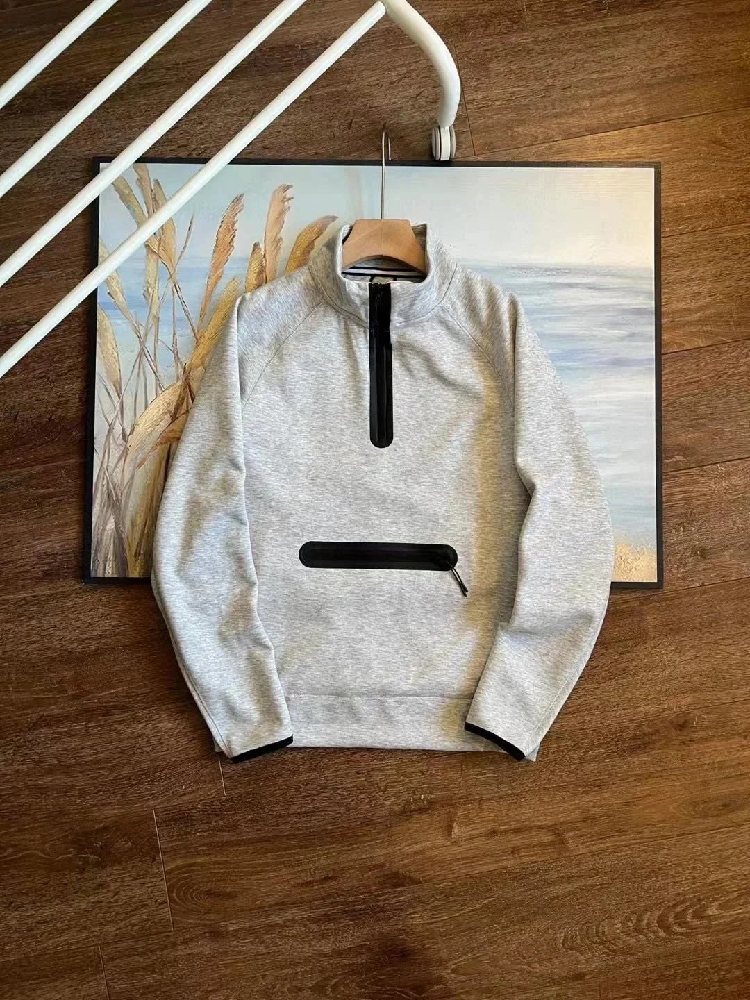 Adidas Tech Essentia