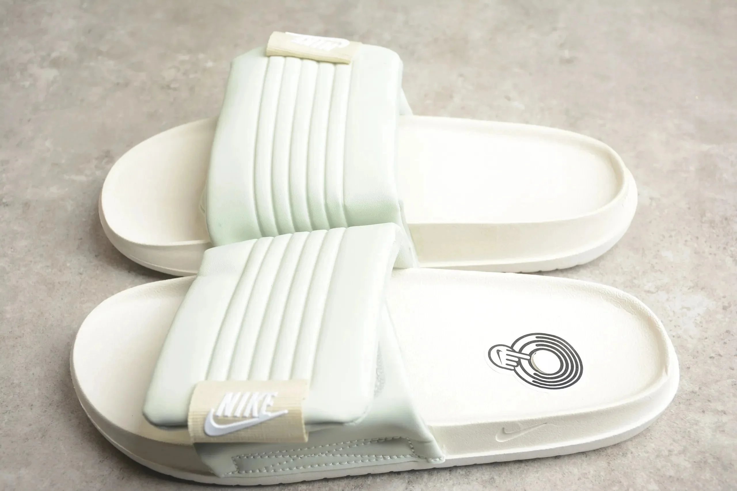 Nike Hovr White Slid