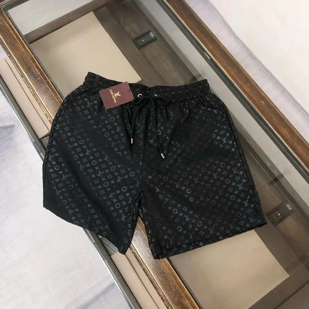 Louis Vuitton Black 