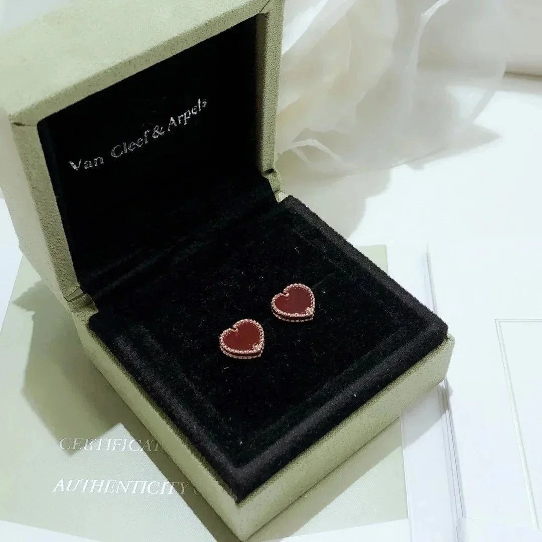 Van Cleef & Arpels R