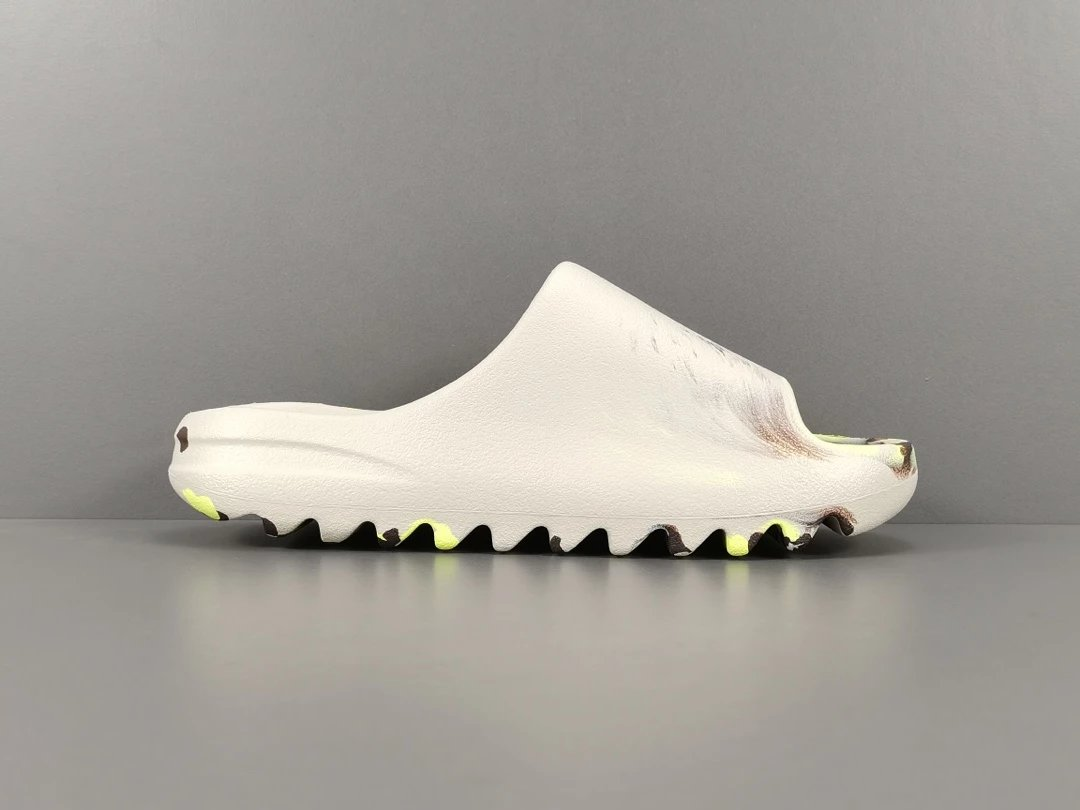 Adidas Yeezy Slide W