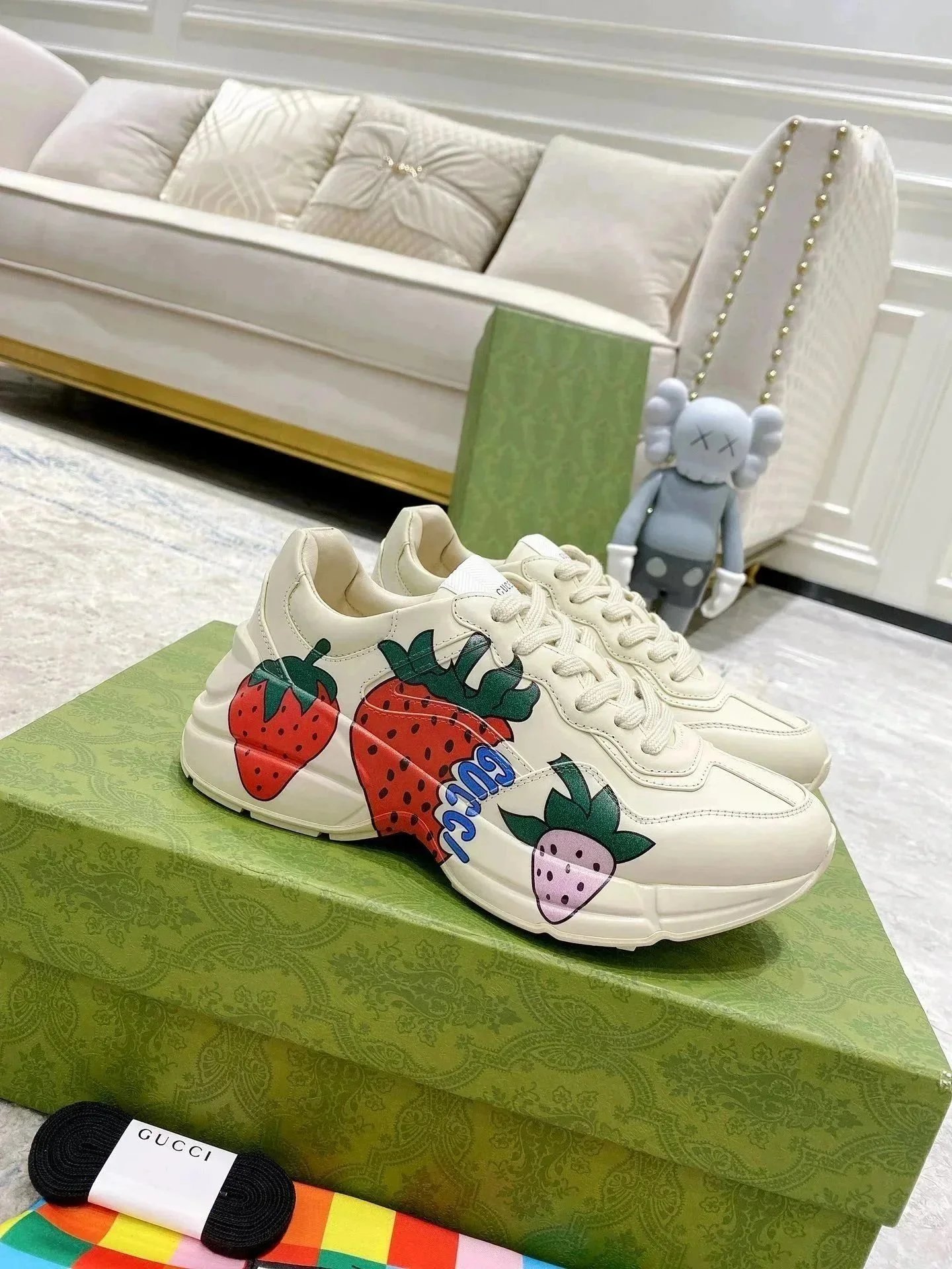 Gucci Rhyton White S