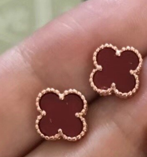 Van Cleef & Arpels R