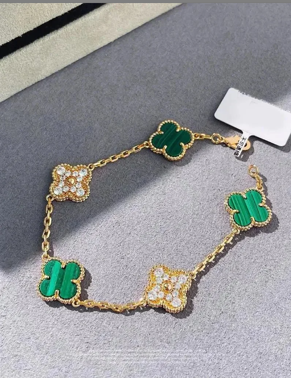 Van Cleef & Arpels M