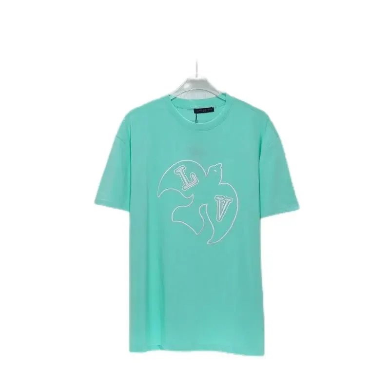Louis Vuitton Mint T