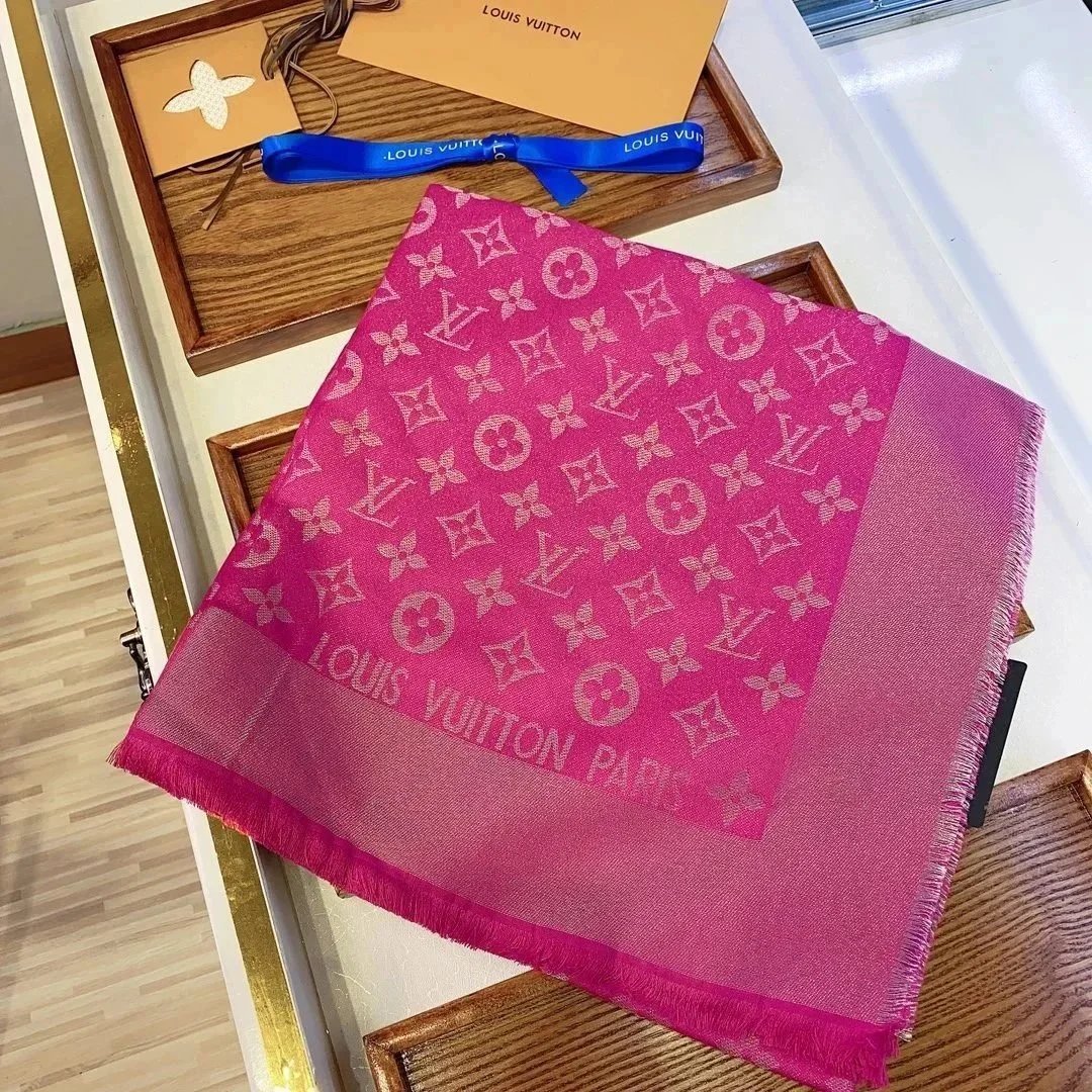 Louis Vuitton Pink S