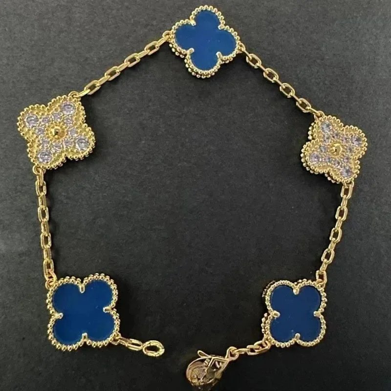 Van Cleef & Arpels B