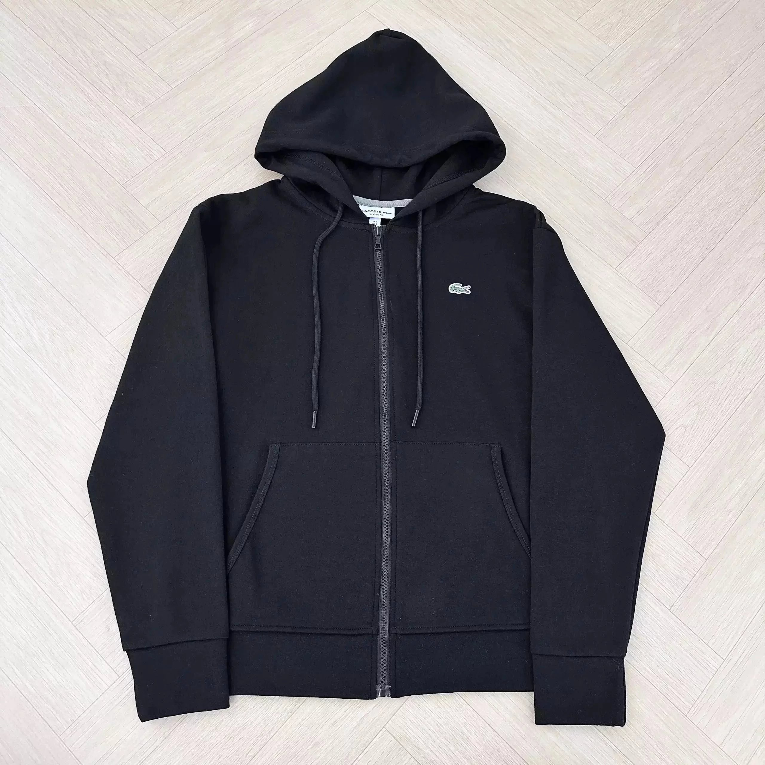 20 Black 002