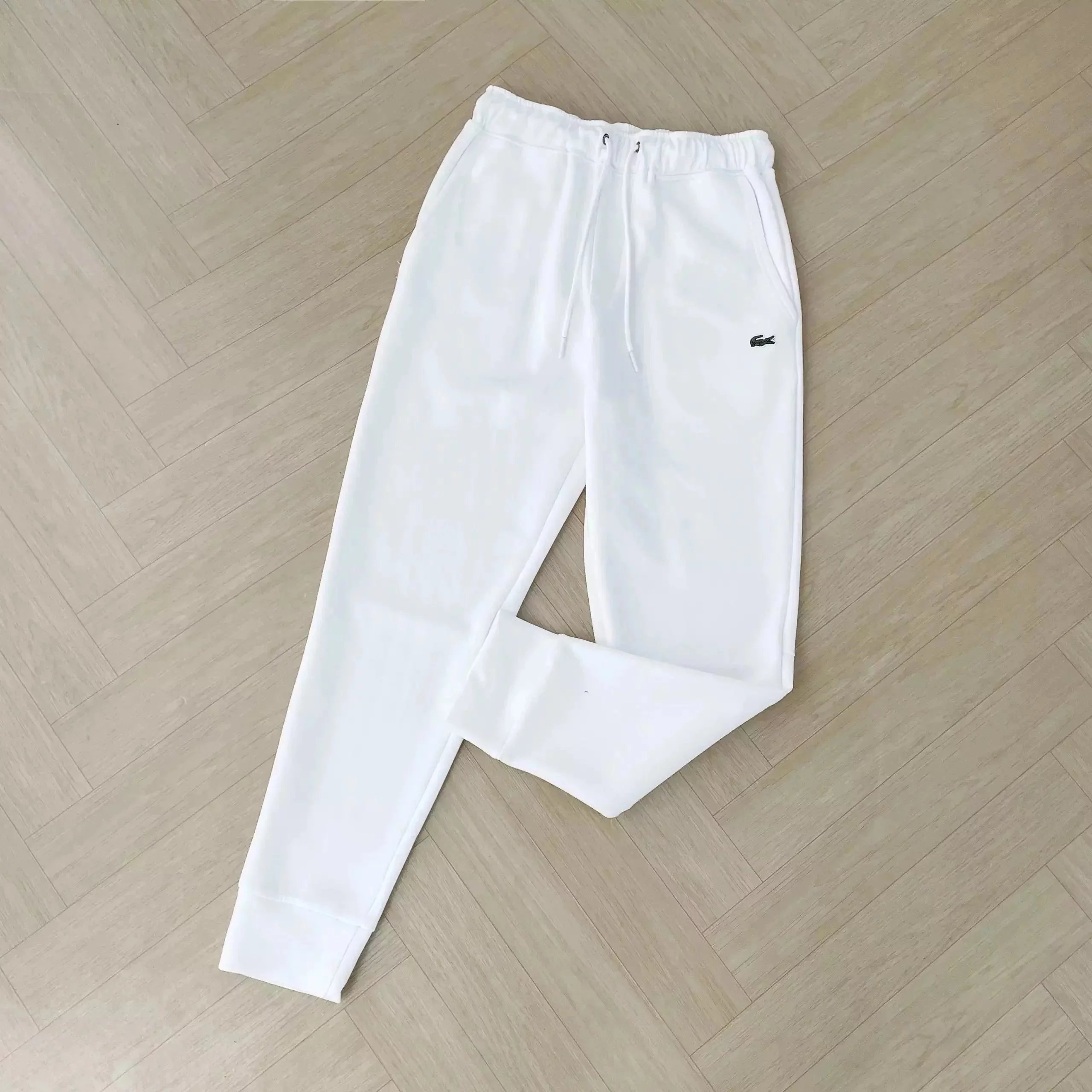 30 White 002