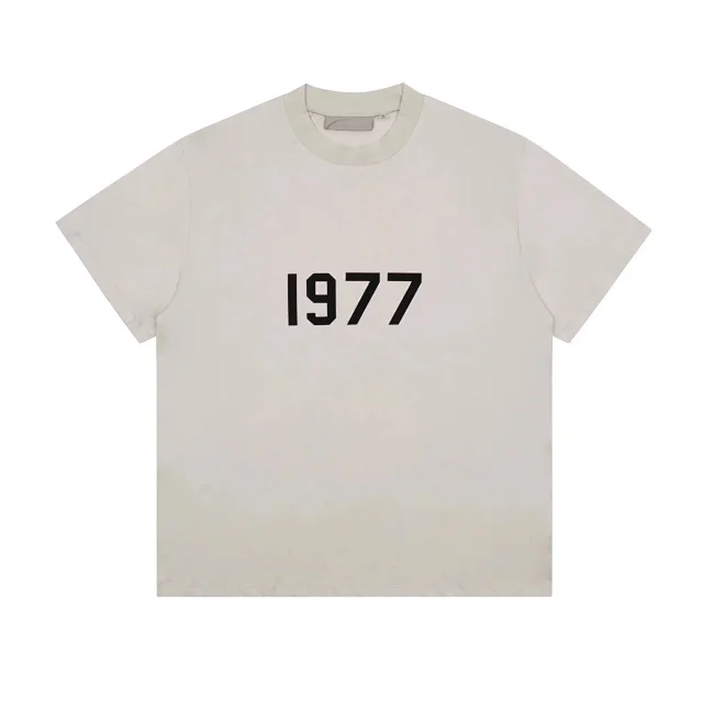 Essentials T-Shirts Short-Sleeve Graphic T-Shirt product detail image 12