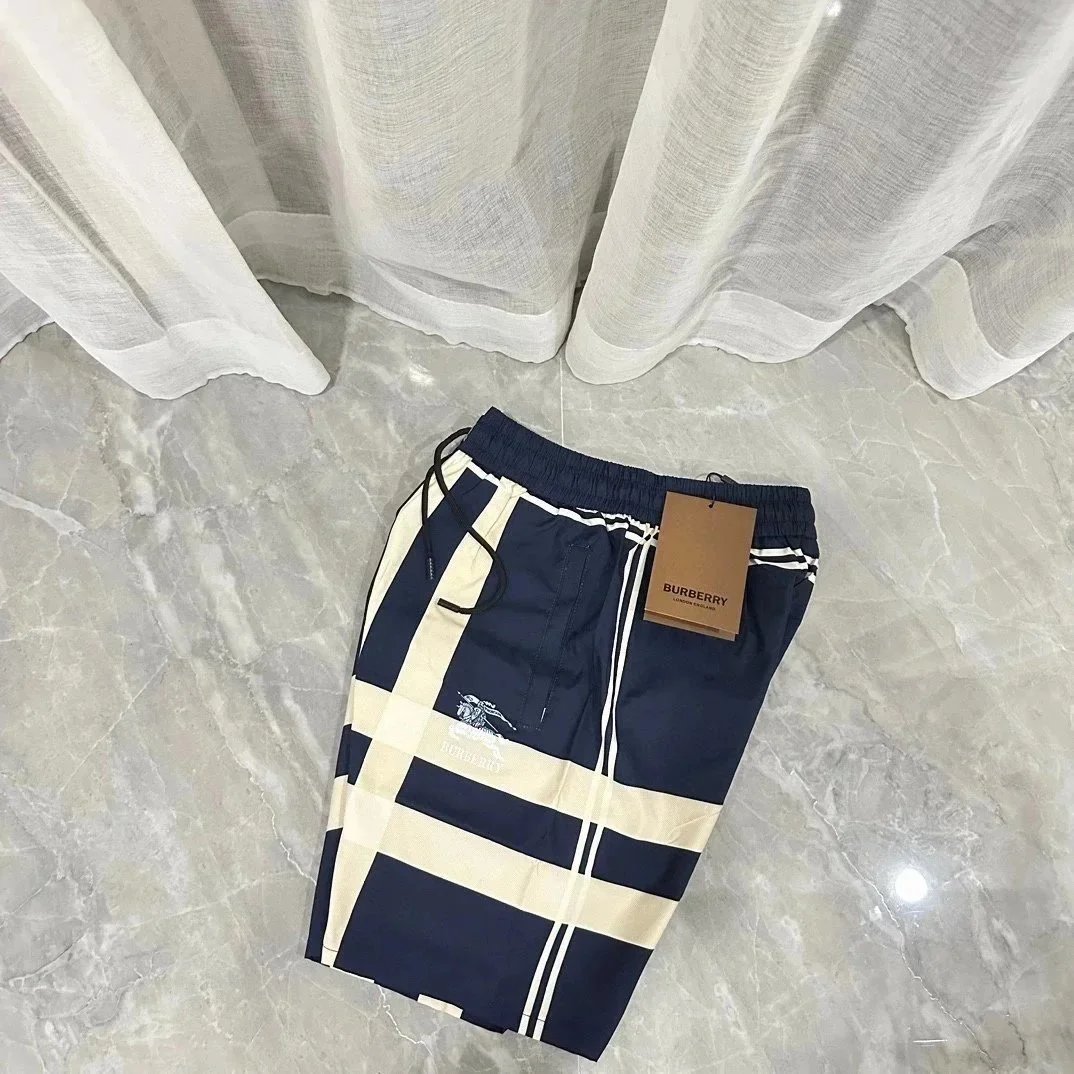 Burberry Classic Check Swim Shorts White/Navy - 6