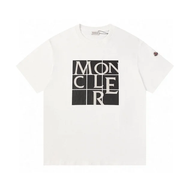 Moncler T-Shirts Logo-Print Crewneck T-Shirt product detail image 14