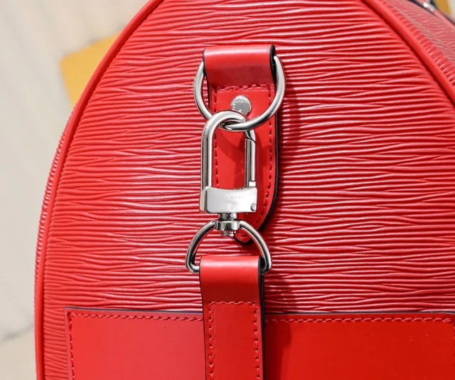 Supreme Travel Bags Logo Cylindrical Duffel Bag product detail image 6
