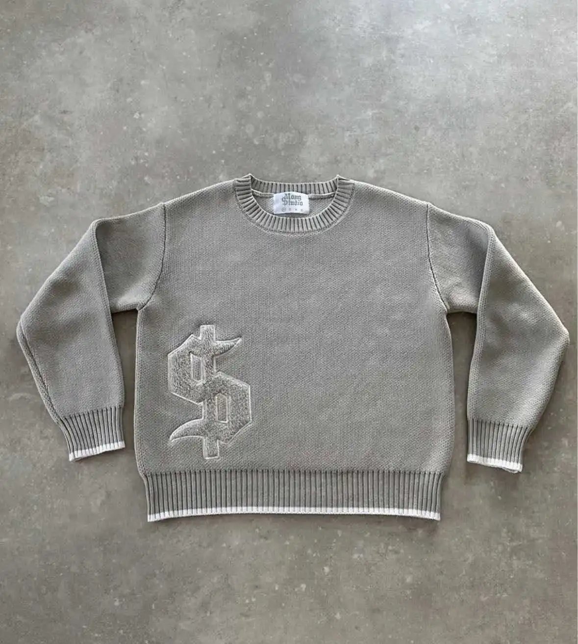 Suéter masculino com gola redonda e bordado no estilo europeu e americano, com design urbano e jacquard, de malha folgada – novidade de outono/inverno