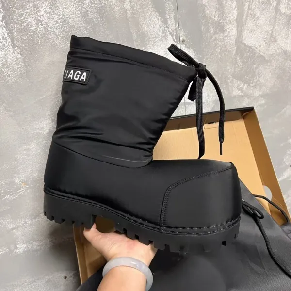 Balenciaga Snow Boot Black Boots - 18