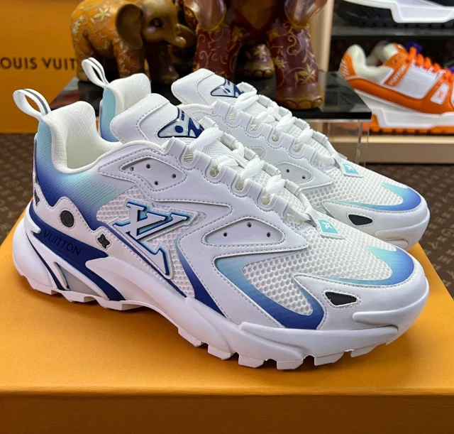Louis Vuitton Sneakers High-Top Chunky Mesh product detail image 2