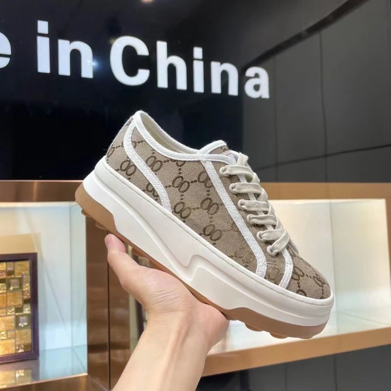 Gucci Sneakers Low-Top Platform Canvas image 3