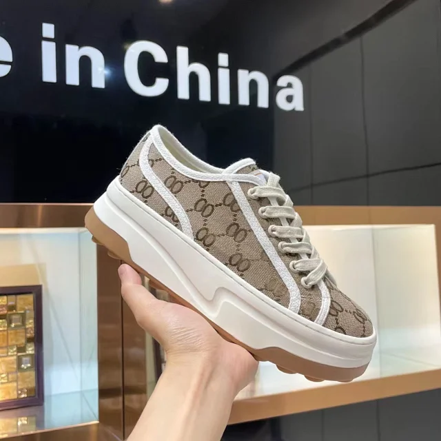 Gucci Sneakers Low-Top Platform Canvas product detail image 1