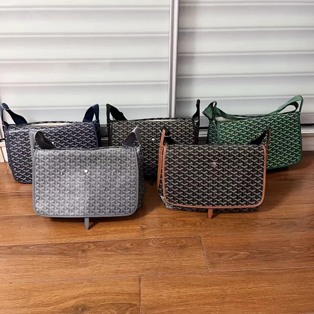 Goyard Shoulder Bags Flap Messenger Bag product detail image 1