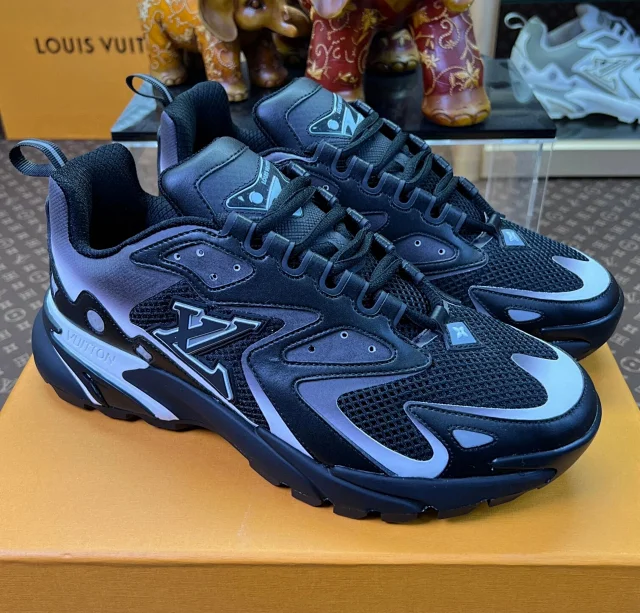 Louis Vuitton Sneakers High-Top Chunky Mesh product detail image 9
