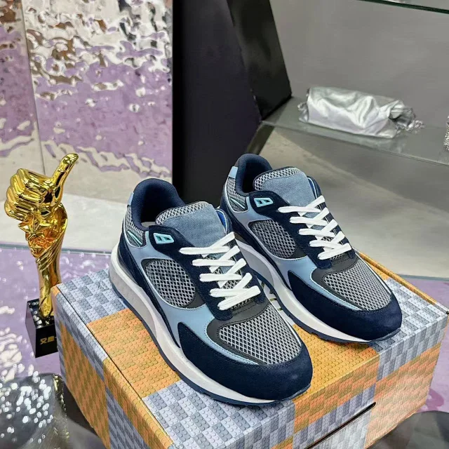 Louis Vuitton Sneakers Run Away Mesh and Suede product detail image 2