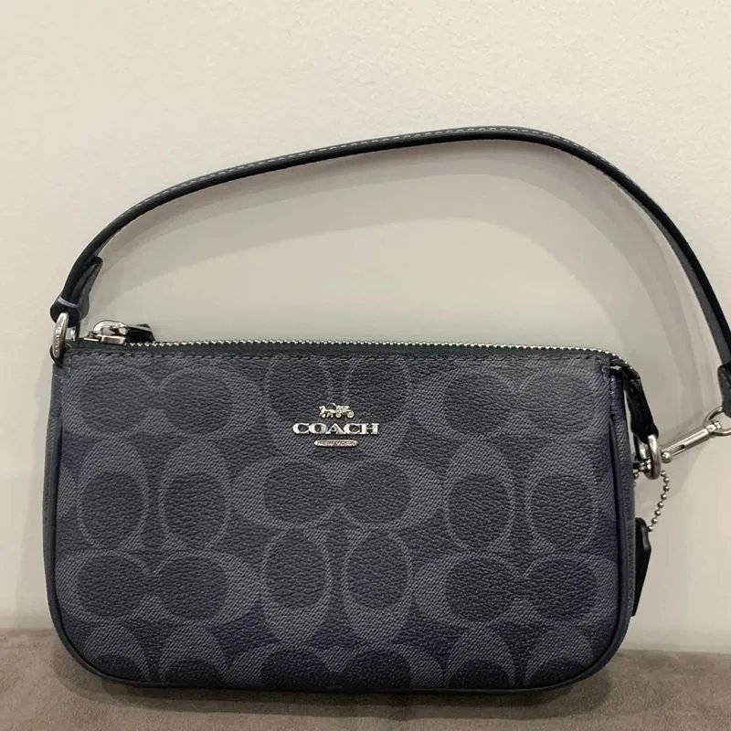 Coach Shoulder Bags Nolita 19 Zip Bag — Black-gray paper box