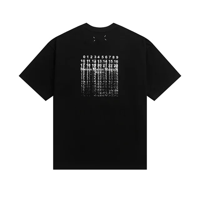 Maison Margiela T-Shirts Crew Neck Graphic product detail image 14