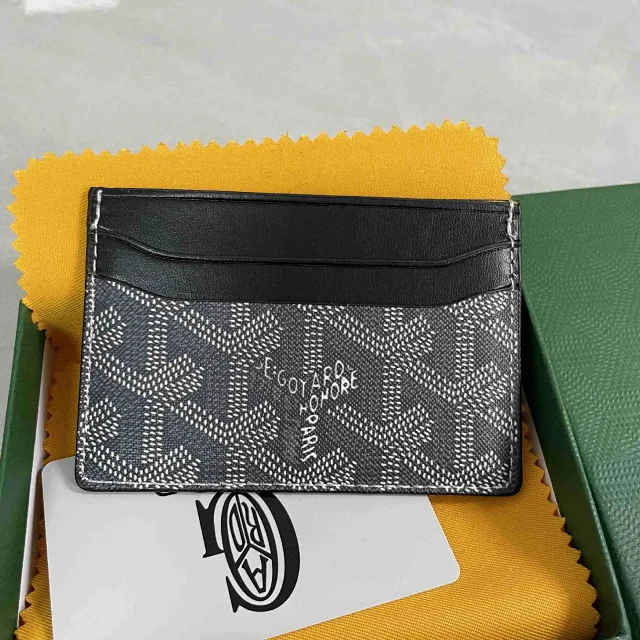 Goyard Wallets & Card Holders Chevron-pattern holder product detail image 2